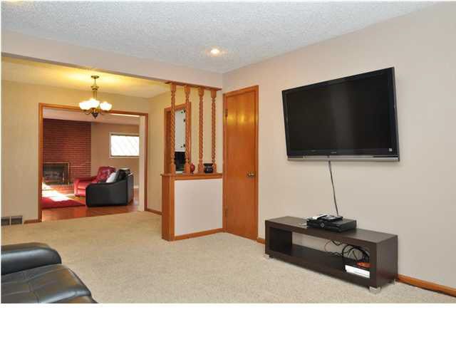 2171 S Pinecrest, Wichita, KS 67218