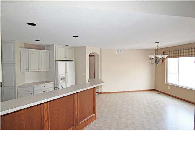 618 E Lakecrest Dr, Andover, KS 67002