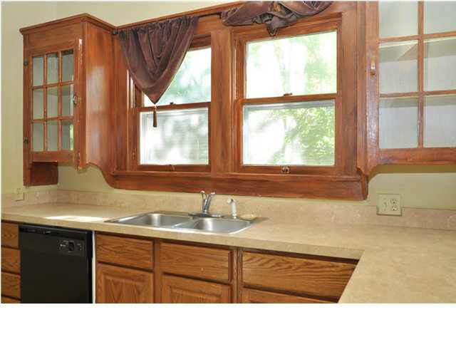 2510 E 2nd, Wichita, KS 67214