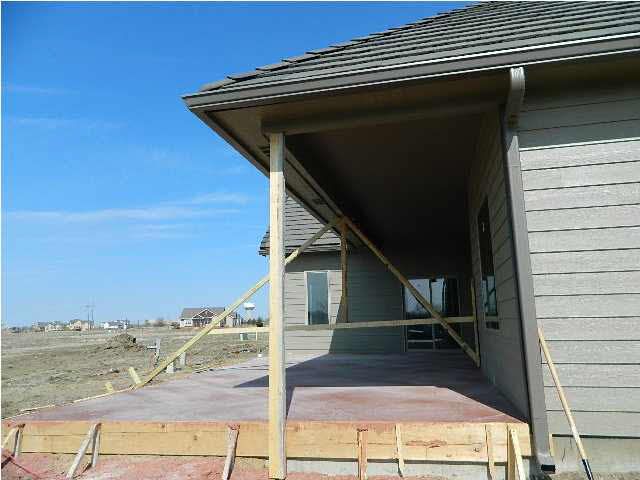 5075 E Hampton, Bel Aire, KS 67726