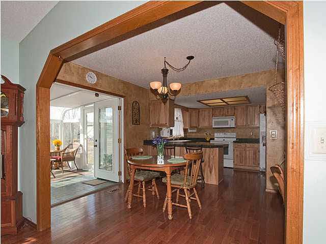 501 E Pecan Ln, Derby, KS 67037