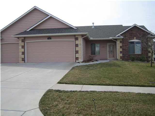 931 E Moss Wood, Derby, KS 67037