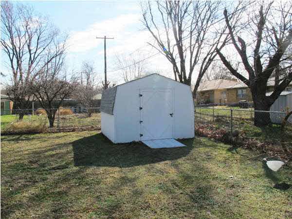 3311 E Clark St, Wichita, KS 67218