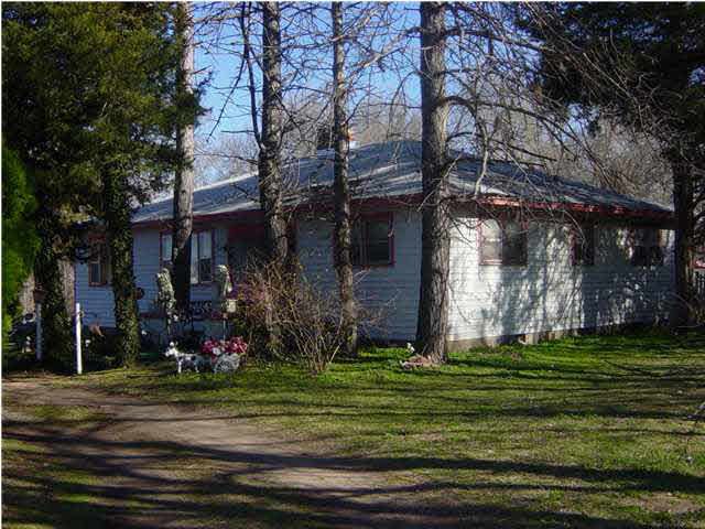 509 E 79th St S, Haysville, KS 67060