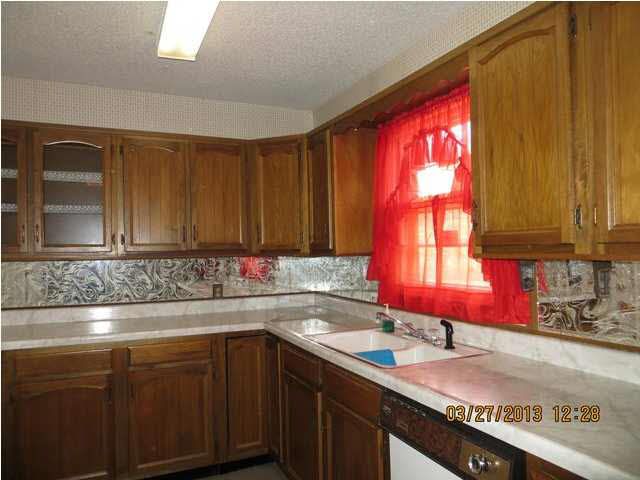 3126 E Aloma, Wichita, KS 67218