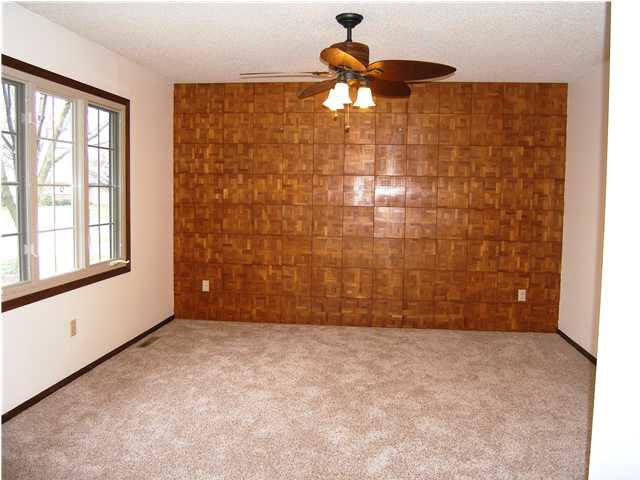 1518 E Carolyn, Derby, KS 67037