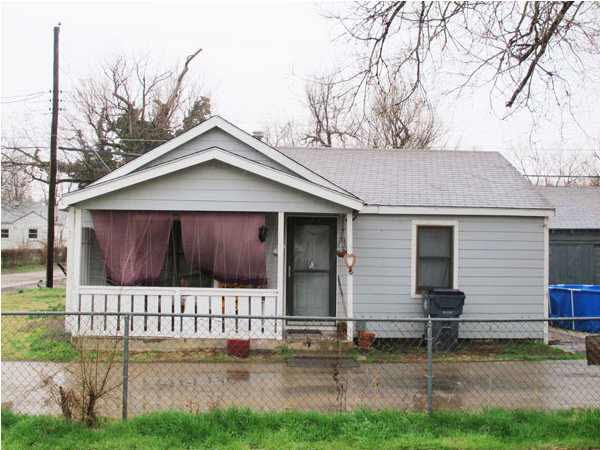 512 W Clark, Wichita, KS 67213