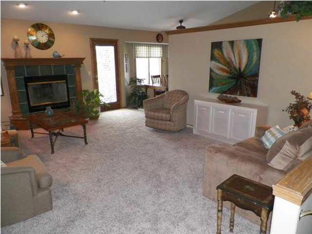 1709 James Ct, Newton, KS 67114