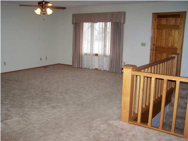 28 E Shenandoah Dr, Goddard, KS 67052