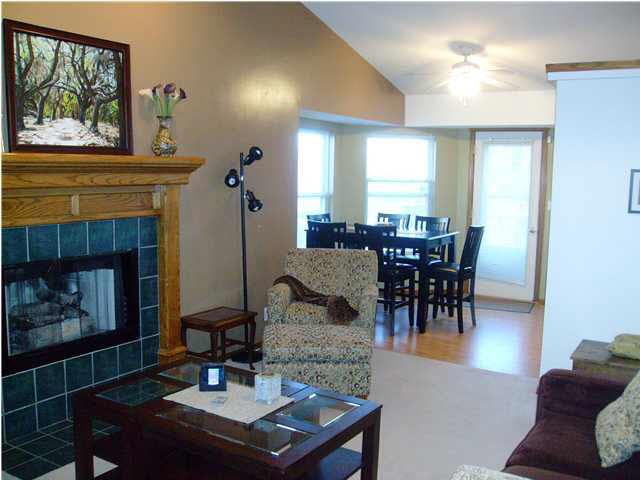 10013 E Lincoln, Wichita, KS 67207