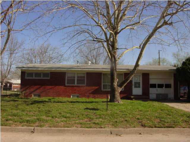 1202 E Fortuna, Wichita, KS 67216