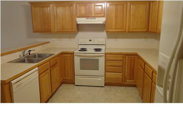 4467 E Eagles Ldg, Wichita, KS 67220