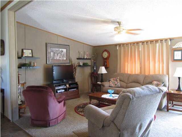6190 SE Bluestem Rd, Leon, KS 67074