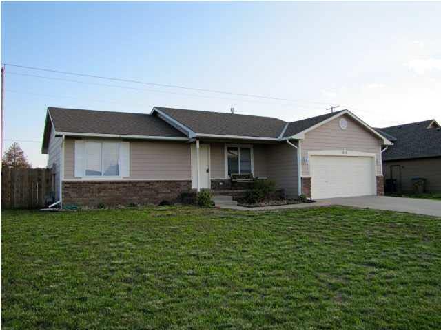 2113 E Summerset St, Derby, KS 67037