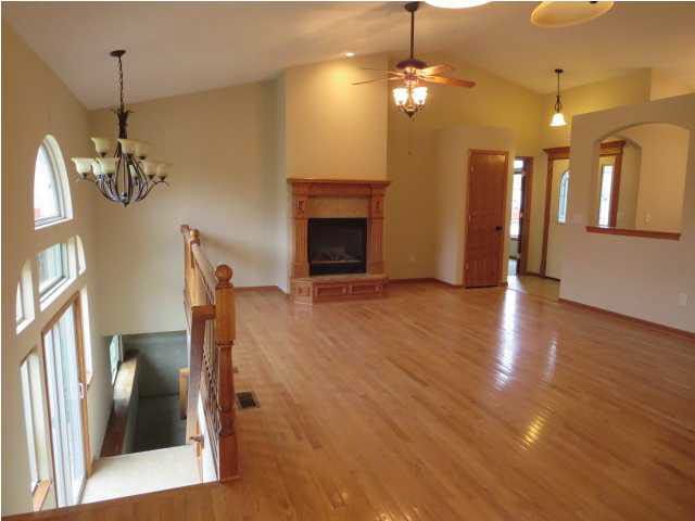 211 Harmony Cir, Rose Hill, KS 67133