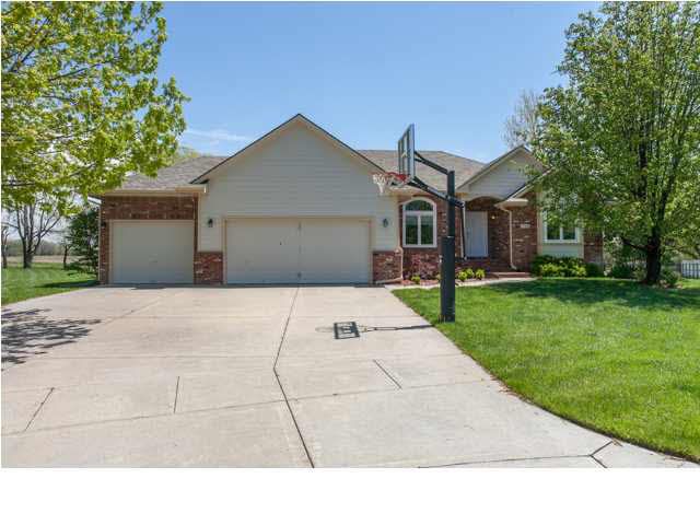 1740 S Lantern Lane Ct, Andover, KS 67002