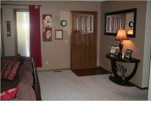 163 W Wallace Ave, Kingman, KS 67068