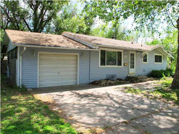 1715 W 34th, Wichita, KS 67217
