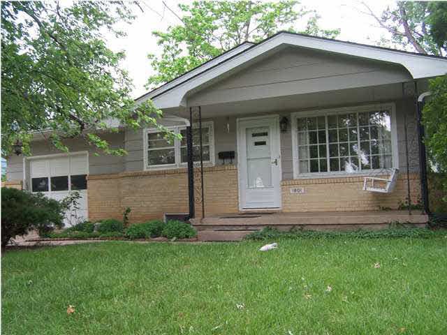 1801 S Drollinger, Wichita, KS 67218