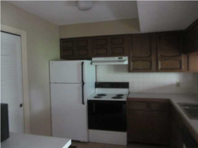 8201 E Harry #405, Wichita, KS 67207