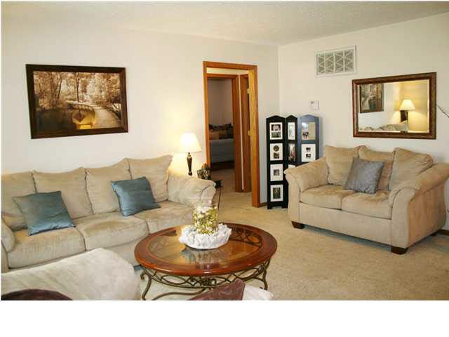 1235 E 31st So, Wichita, KS 67216