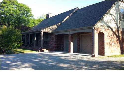 12550 E Lynne St, Wichita, KS 67207