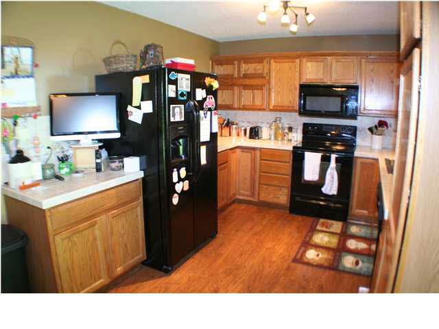 623 Dublin Dr, Andover, KS 67002