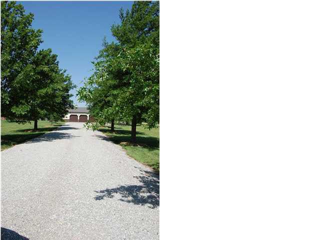9951 S Maize Rd, Clearwater, KS 67026