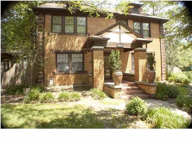 302 N Pershing, Wichita, KS 67208
