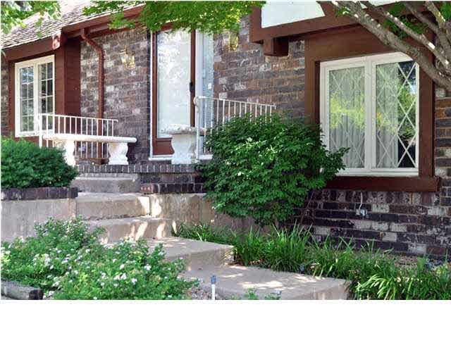 8709 E Brentmoor, Wichita, KS 67206