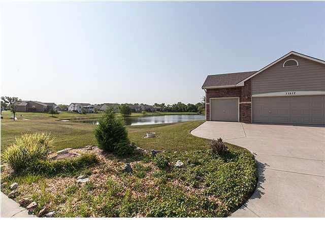 11517 E Pine Meadow, Wichita, KS 67206