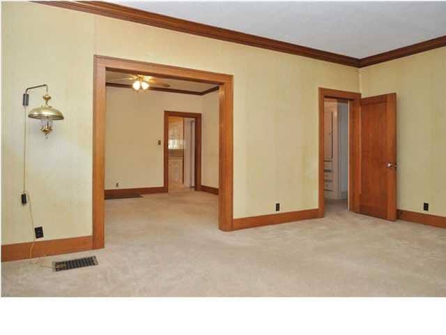 231 N Bluff, Wichita, KS 67208