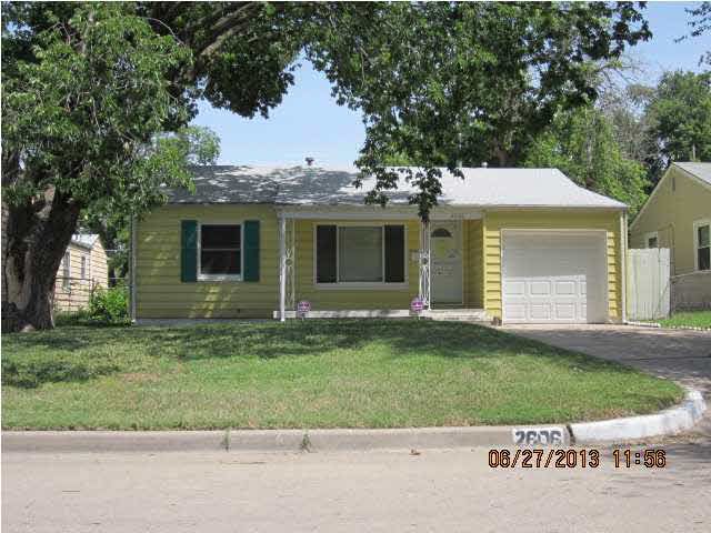 2606 E Mossman St, Wichita, KS 67214