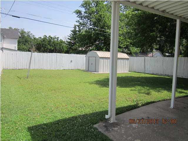 2606 E Mossman St, Wichita, KS 67214