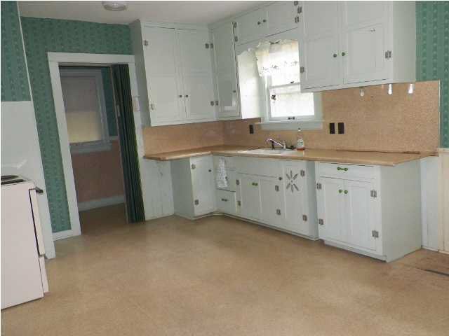 410 E 6th, Newton, KS 67114