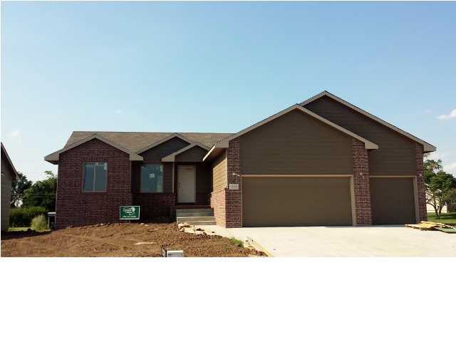 11704 W Wilkinson, Maize, KS 67101