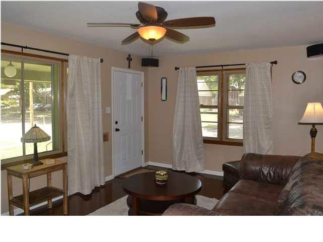2130 S Elpyco, Wichita, KS 67218