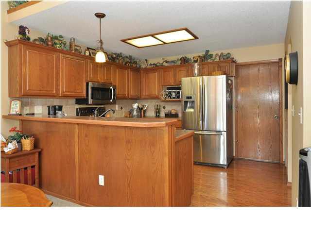 1737 E Oxford Cir, Derby, KS 67037