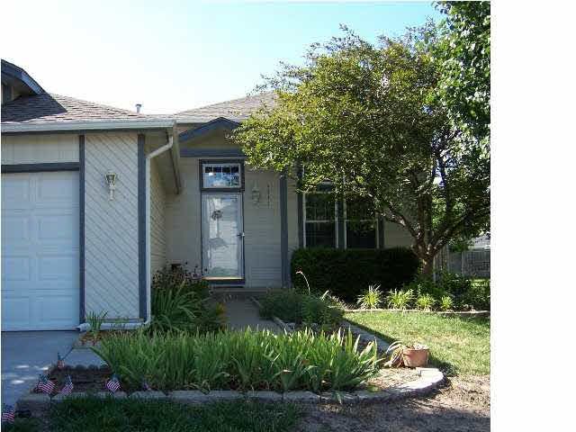 8822 E Denker Cir, Wichita, KS 67210