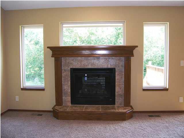 2118 E Tall Tree Rd, Derby, KS 67037