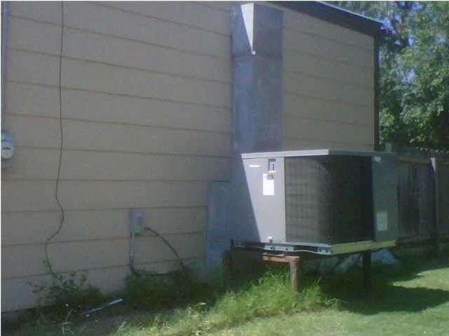 1336 S Everett, Wichita, KS 67213