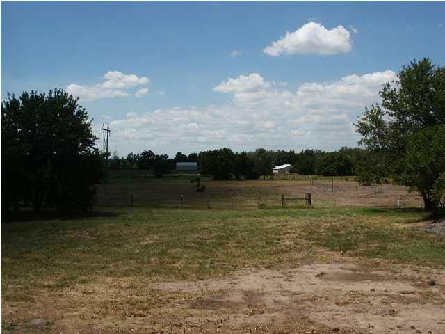 1285 N Osage, Mulvane, KS 67110
