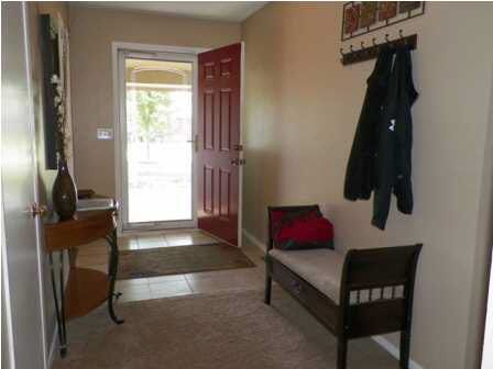 1104 Columbus Ct, Newton, KS 67114