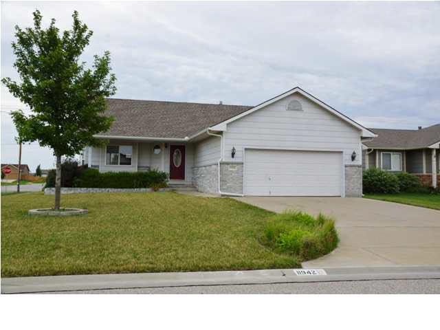 11942 W Grant Ct, Wichita, KS 67209