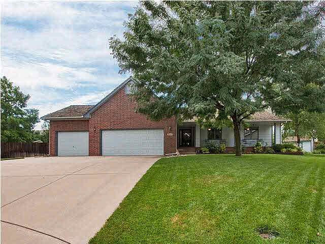 1548 E Quail Ct, Derby, KS 67037
