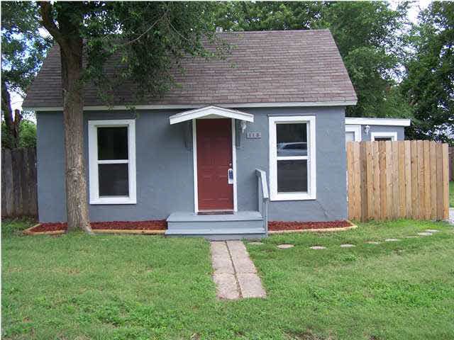 118 W Albert, Maize, KS 67101