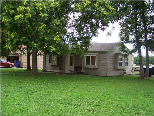 126 S Kokomo, Derby, KS 67037