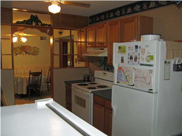1402 E Amsden, Wichita, KS 67216