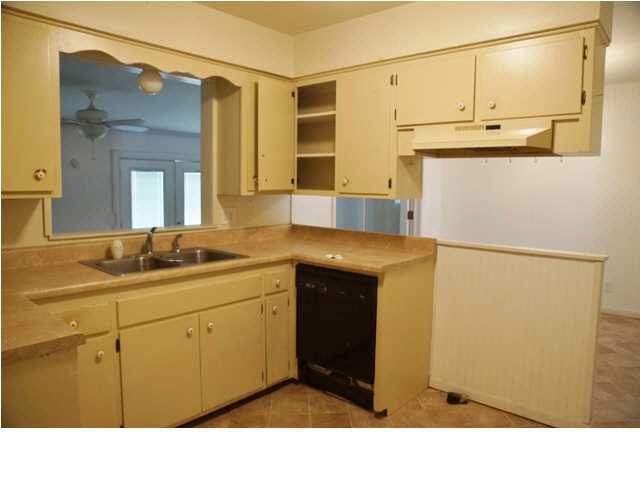 1316 N Lakeview, Derby, KS 67037