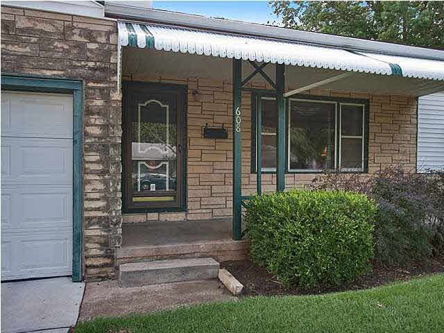 608 S Brookside, Wichita, KS 67218